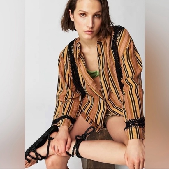 Free People Castaway Striped Button Front Long Sleeve Crochet Trim Boho Top Sz M - Picture 3 of 15